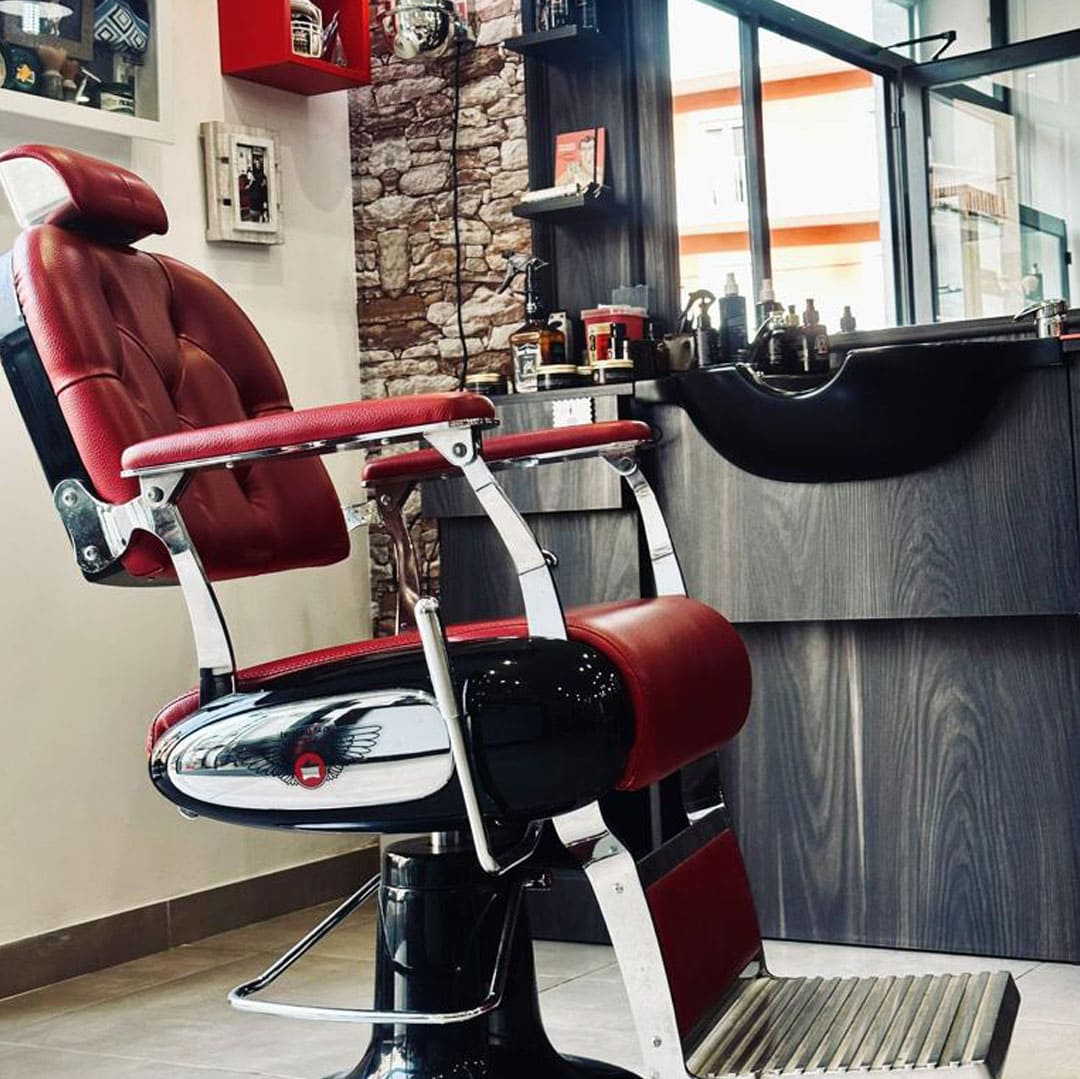 Foto 3 di 6 di Barbierossa Barbershop