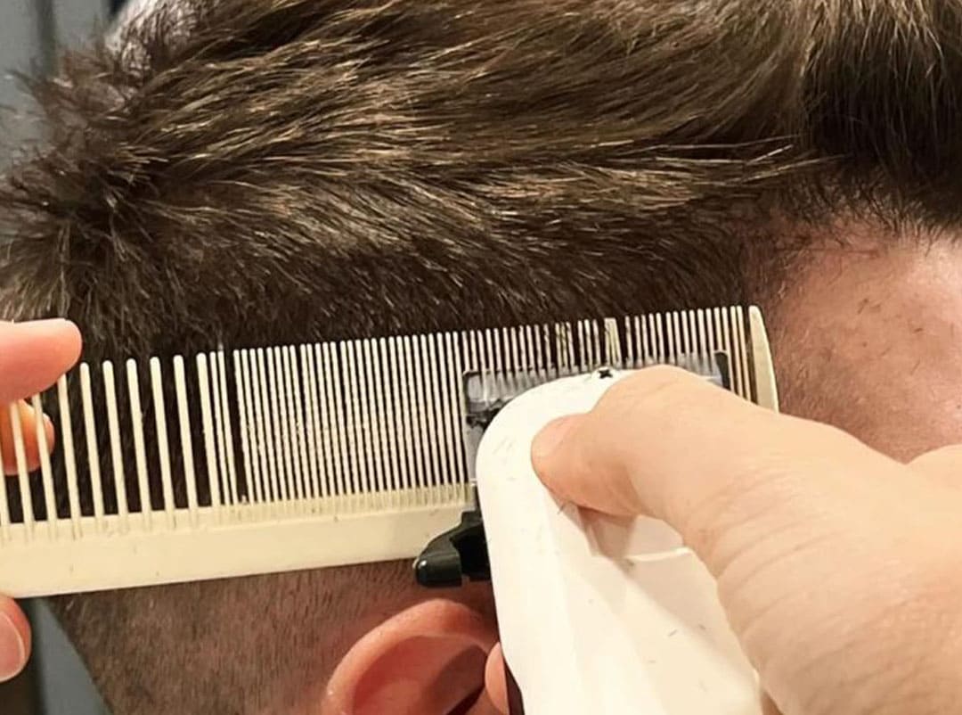 Foto 2 di 4 di Basa Barber