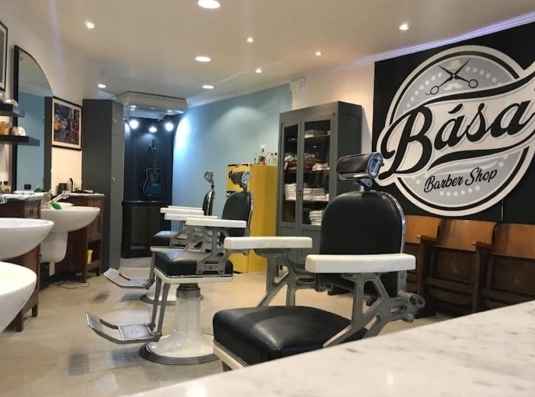 Foto 3 di 4 di Basa Barber