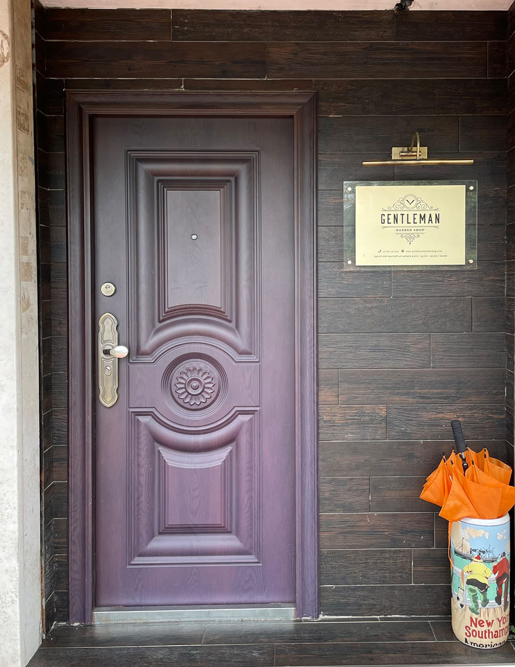 Foto 2 di 3 di Gentleman Barbershop