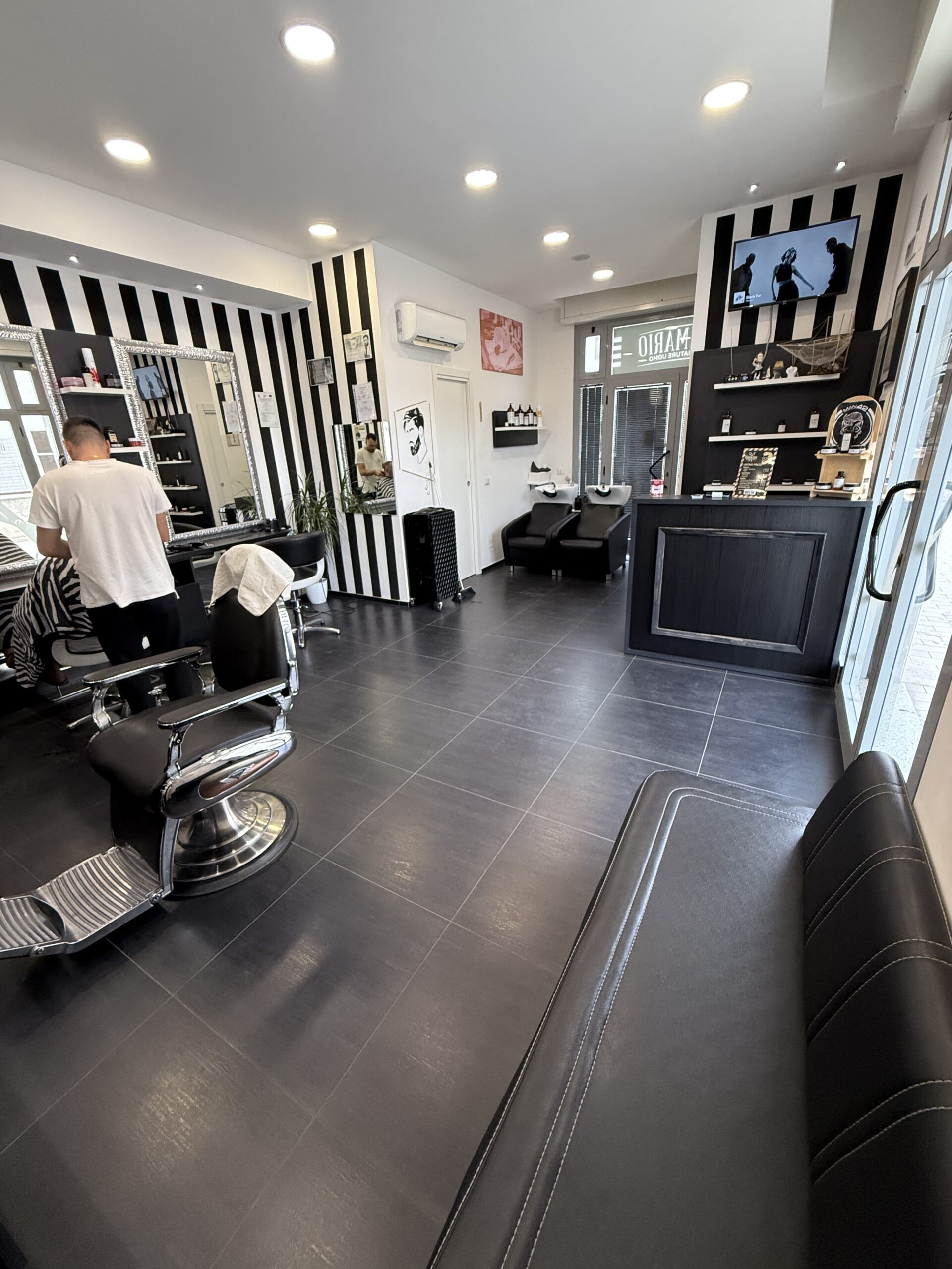 Foto 3 di 5 di Lorenzo Germani Barbershop