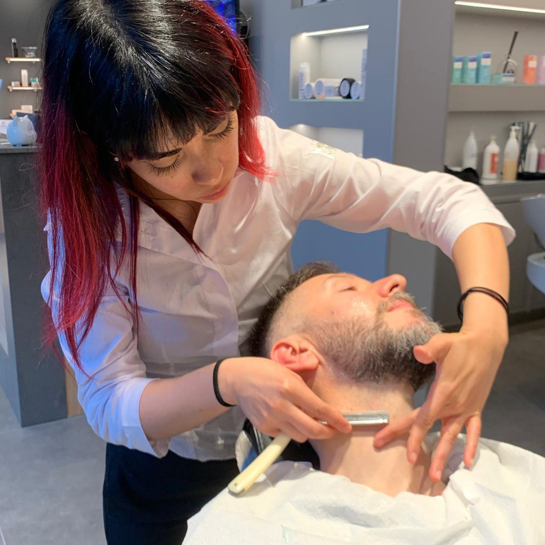 Foto 3 di 4 di MK BARBER - MEN & KIDS