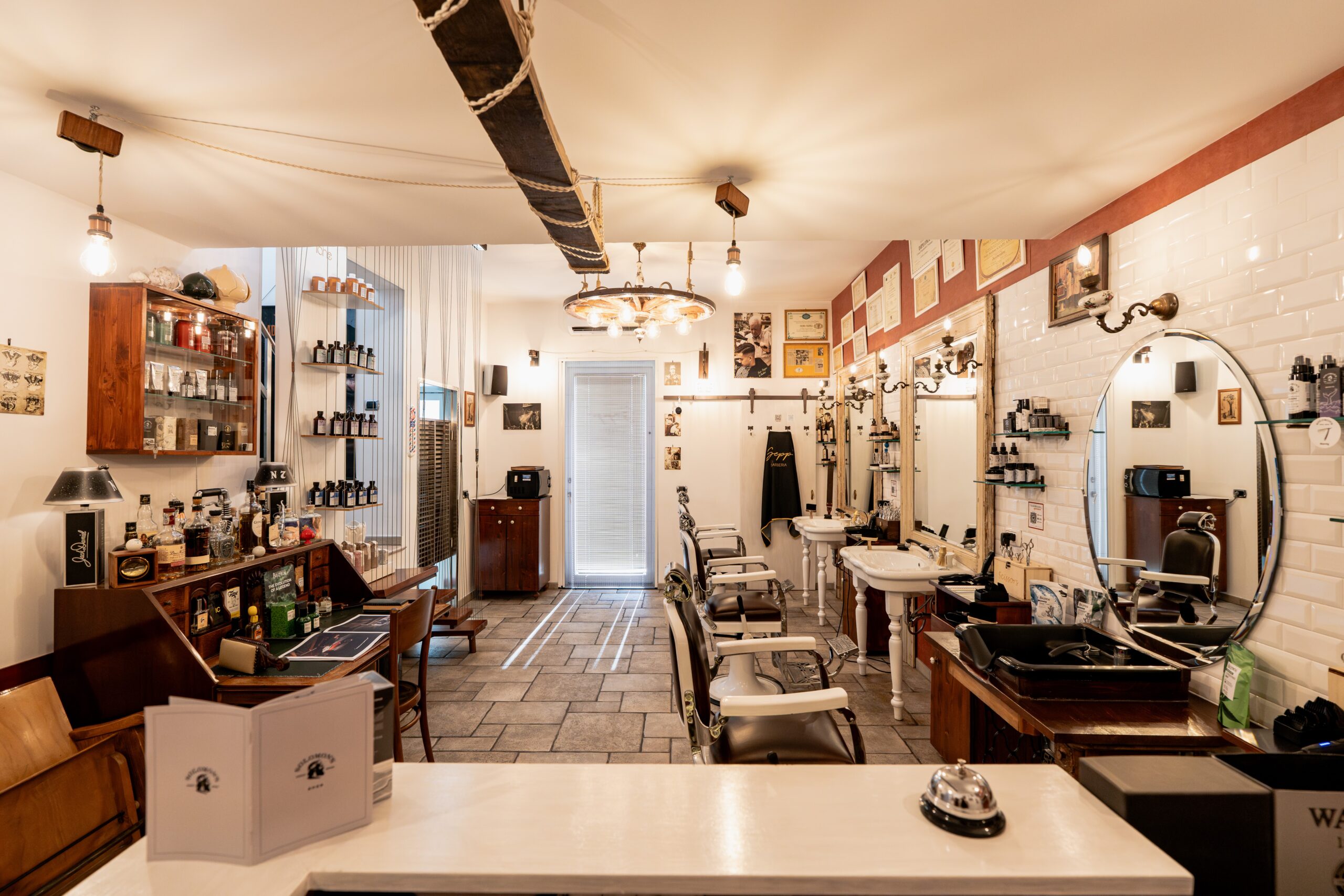 Foto del salone Sepp La Barberia