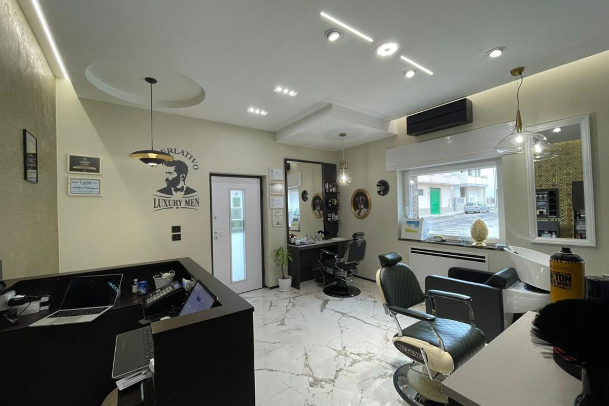 Foto 2 di 4 di Superlativo Luxury Men